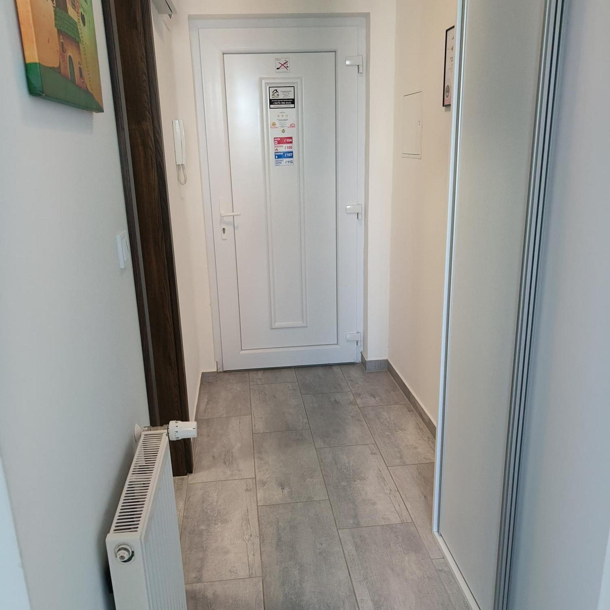 Pe-Ki Apartman Székesfehérvár Exterior foto